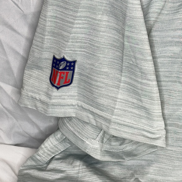 Nike Atlanta Falcons Dri-Fit On Field Apparel T-Shirt, XXL, Ash Color - Picture 3 of 5